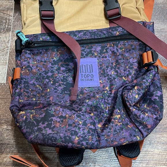 Rover Pack Classic Printed Khaki/Meteor - Picture 2 of 4